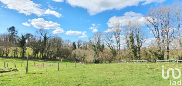 Maison à vendre 8 pièces 150 m² Saint-Germain-les-Vergnes