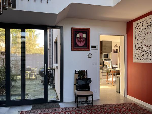 Saint-Briac: Maison d'architecte récente avec piscine, au calme