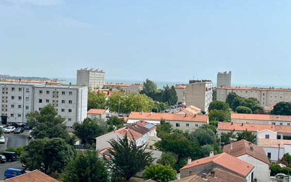 Appartement à vendre    3 pièces • 80,02 m2 La Rochelle