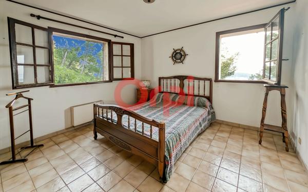 Maison à vendre    5 pièces • 147,75 m2 La Valette-du-Var