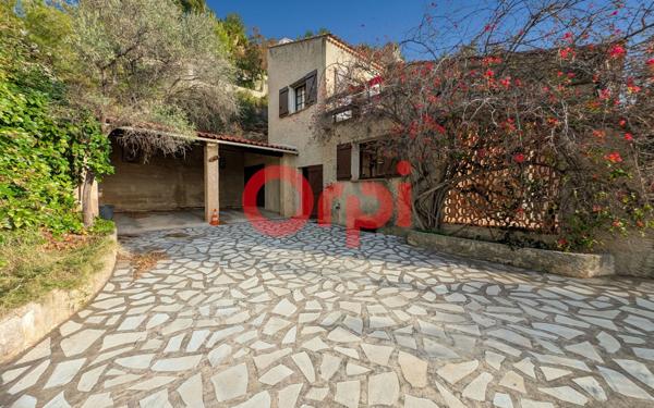 Maison à vendre    5 pièces • 147,75 m2 La Valette-du-Var