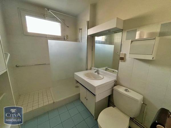 Appartement à louer 1 pièce 32.5m² Tours (37000)