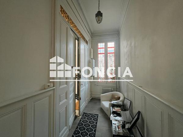 À vendre Local commercial 153.85 m² - Bordeaux 33000