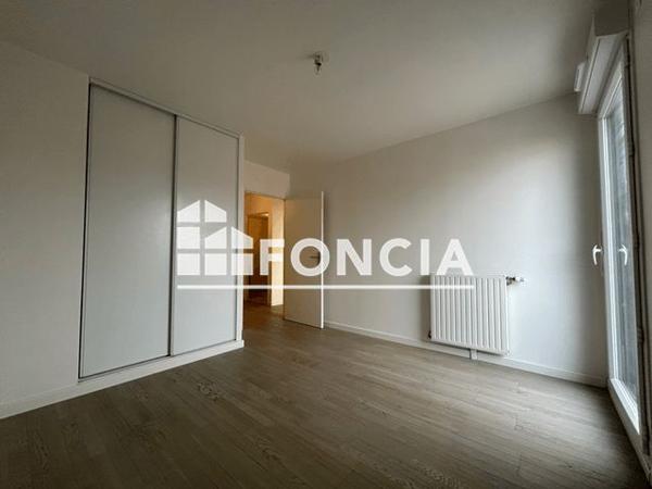 Location Appartement 3 pièces 60.2 m² - PORTILLON Croissy Sur Seine 78290