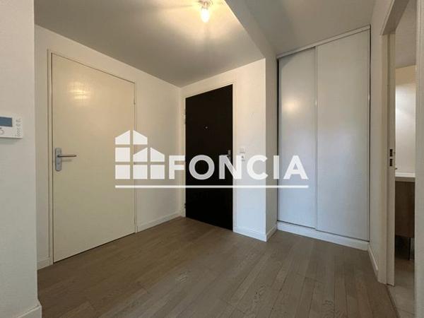 Location Appartement 3 pièces 60.2 m² - PORTILLON Croissy Sur Seine 78290