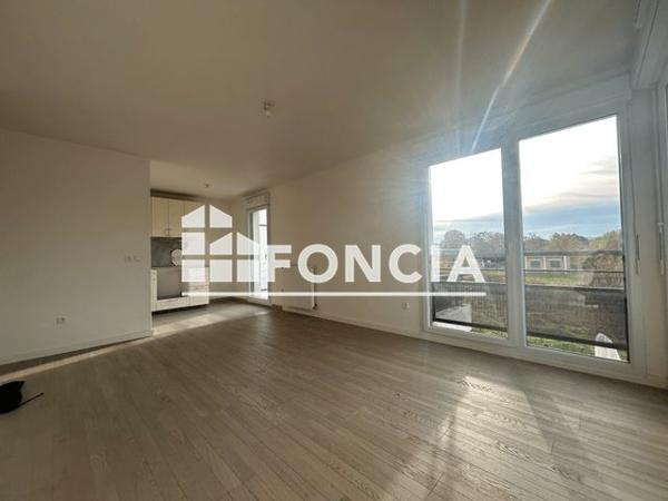 Location Appartement 3 pièces 60.2 m² - PORTILLON Croissy Sur Seine 78290