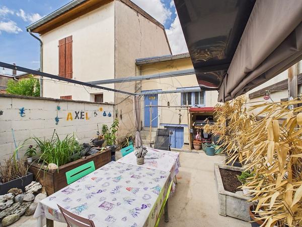Maison 2 chambre(s) à vendre - Belleville-sur-Meuse, Meuse - 55
