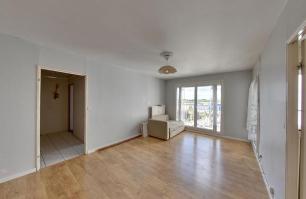 Vente exclusivité Appartement Thiais 4 pièces 75.43 m2 - cave - balcons