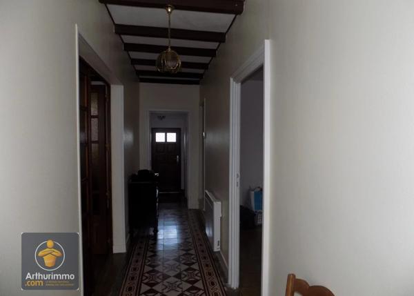 Vente Maison 7 pièces 212 m2 à Prin-Deyrançon