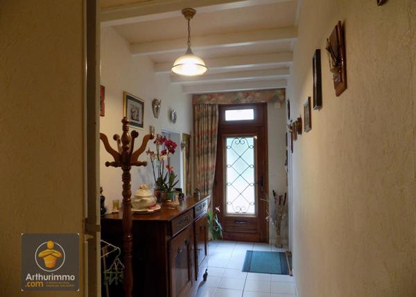 Vente Maison 7 pièces 212 m2 à Prin-Deyrançon