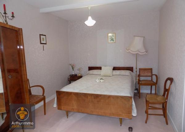 Vente Maison 7 pièces 212 m2 à Prin-Deyrançon