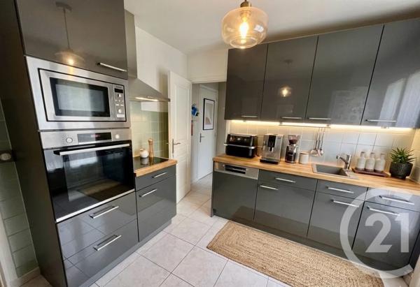 Maison à vendre  5 pièces - 107 m 2   LIVRY GARGAN  - 93