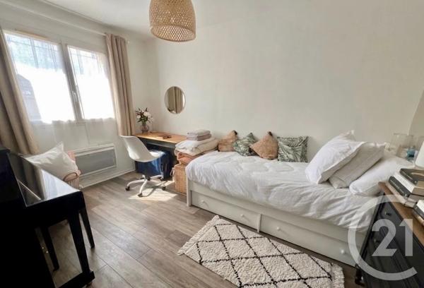 Maison à vendre  5 pièces - 107 m 2   LIVRY GARGAN  - 93