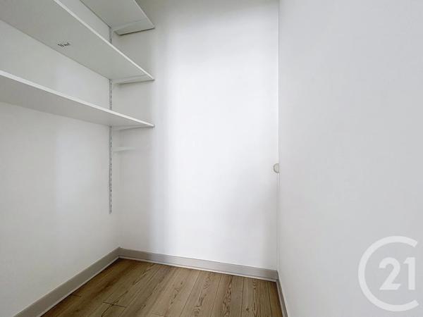 Appartement F2 à vendre  2 pièces - 33,90 m 2   IVRY SUR SEINE  - 94