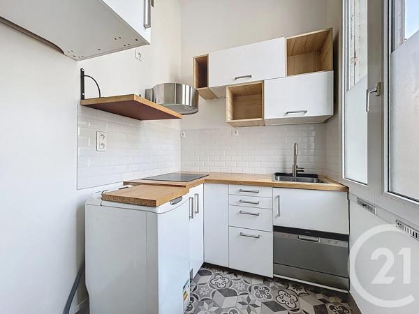 Appartement F2 à vendre  2 pièces - 33,90 m 2   IVRY SUR SEINE  - 94
