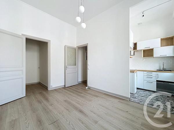 Appartement F2 à vendre  2 pièces - 33,90 m 2   IVRY SUR SEINE  - 94