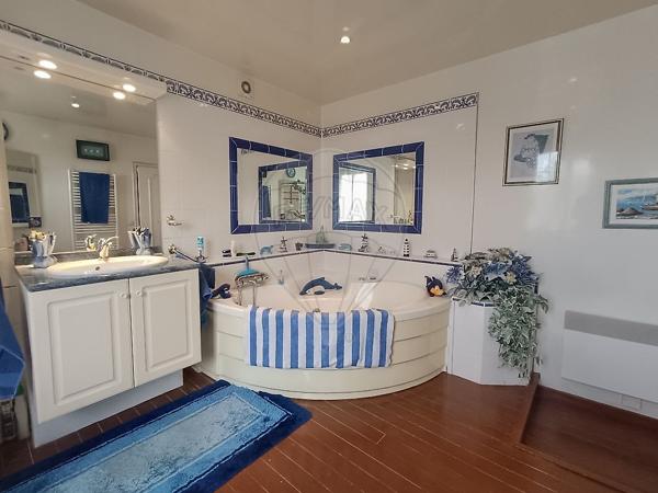 Maison 5 chambre(s) à vendre - Varennes-Vauzelles, Nièvre - 58