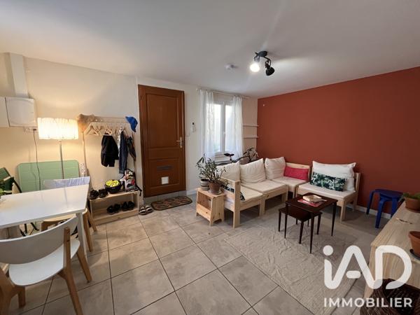 Location maison 3 pièces 55 m² Arles