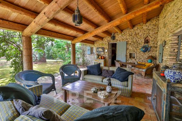 Maison de charme sur grand terrain