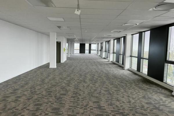Location - BUREAUX 278 m 2