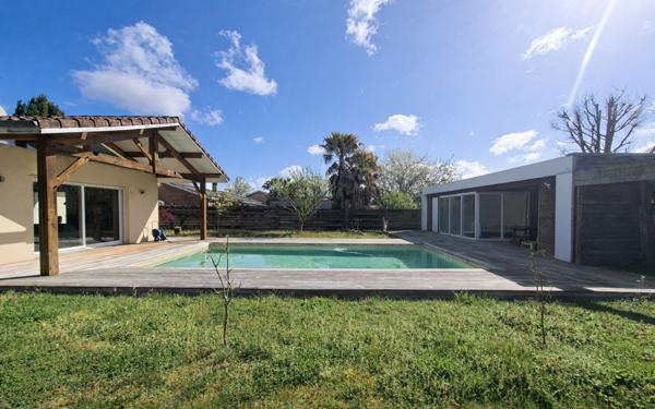 Maison à vendre    4 pièces •  Saint-Vincent-de-Paul