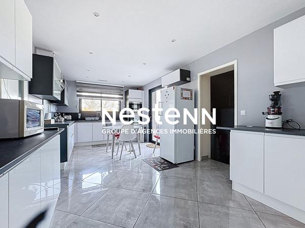Maison Perpignan 6 pièces 137.14 m2 avec garage, 3 faces.