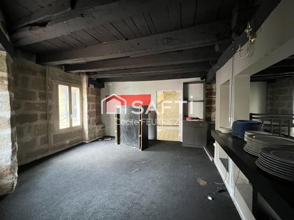 Immeuble à usage mixte