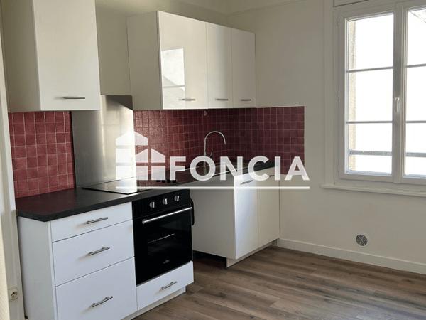 Location Appartement 3 pièces 75.41 m² - 8 RUE DU GRENIER A SEL - LOT 104 Orleans 45000