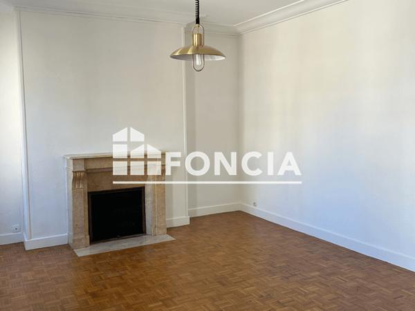 Location Appartement 3 pièces 75.41 m² - 8 RUE DU GRENIER A SEL - LOT 104 Orleans 45000