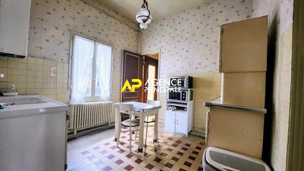 Maison divisée en 2 appartements en hyper centre ville d'ARGENTEUIL €371 000 ** - Référence 4455
