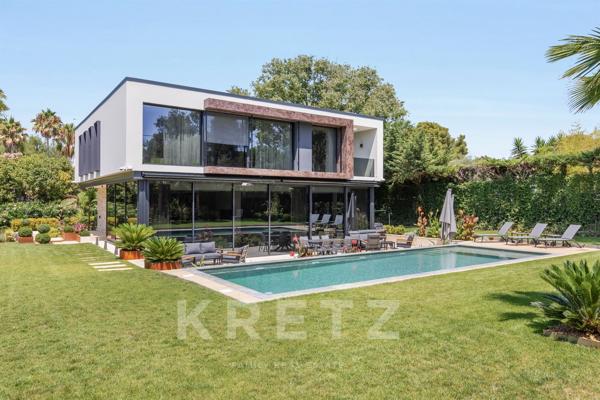 Villa Contemporaine Neuve avec Piscine – Domaine Privé