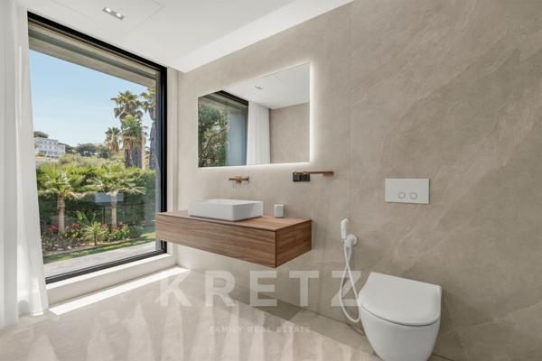 Villa Contemporaine Neuve avec Piscine – Domaine Privé
