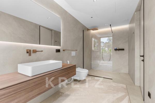 Villa Contemporaine Neuve avec Piscine – Domaine Privé