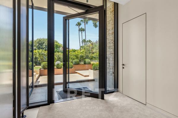 Villa Contemporaine Neuve avec Piscine – Domaine Privé