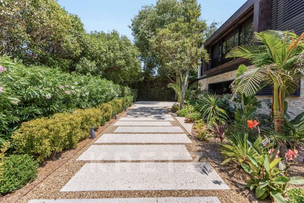Villa Contemporaine Neuve avec Piscine – Domaine Privé