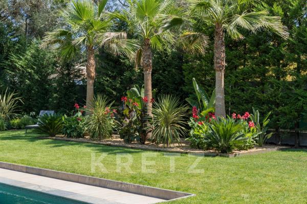 Villa Contemporaine Neuve avec Piscine – Domaine Privé