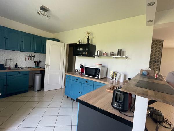 Au calme total avec vie de plain pied, entièrement restaurée