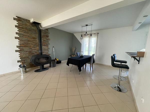 Au calme total avec vie de plain pied, entièrement restaurée