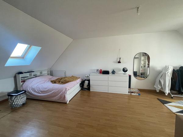 Au calme total avec vie de plain pied, entièrement restaurée