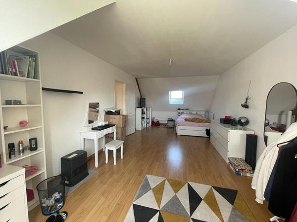 Au calme total avec vie de plain pied, entièrement restaurée