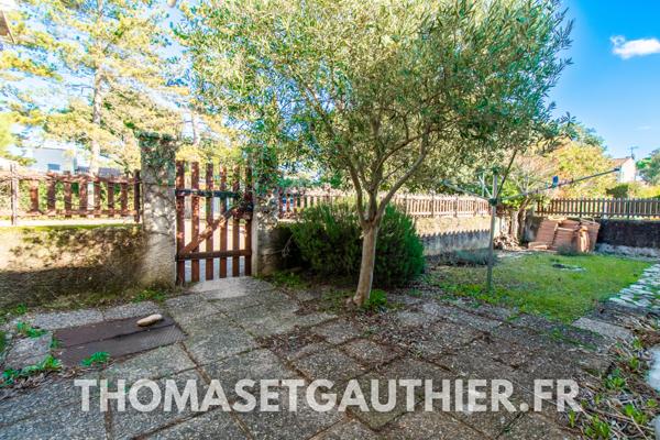 Sorgues (84700) Sorgues - Maison T6 sur une parcelle de 653 m2