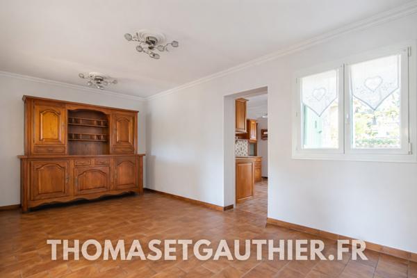 Sorgues (84700) Sorgues - Maison T6 sur une parcelle de 653 m2