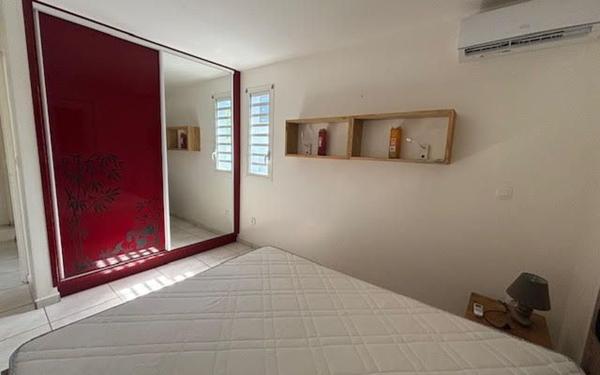 Maison à louer    3 pièces •  Saint-François