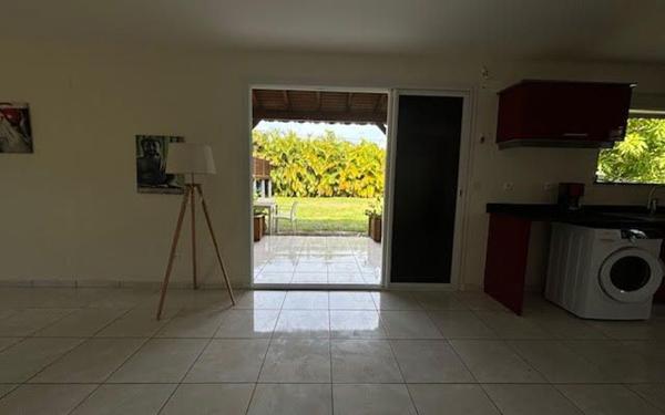 Maison à louer    3 pièces •  Saint-François