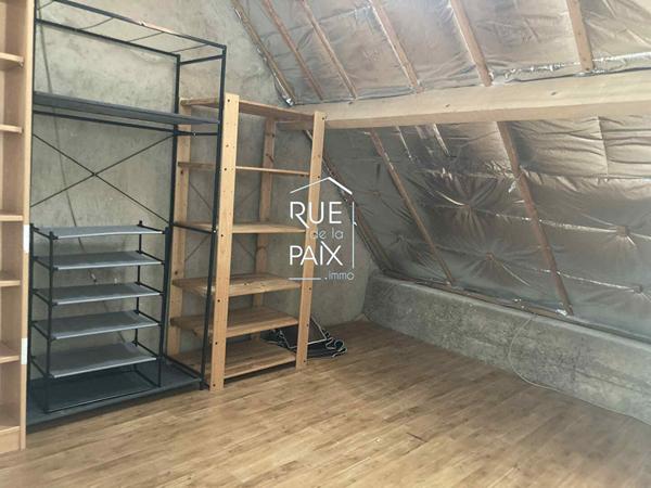 86100 CHATELLERAULT Découvrez cette charmante maison de ville située au coeur de Châtellerault