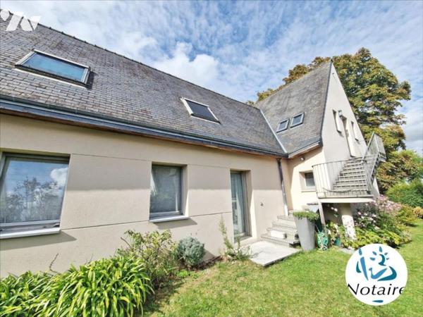 AISON DE 275 M² AVEC UN APPARTEMENT AU COEUR DE TREGUIER