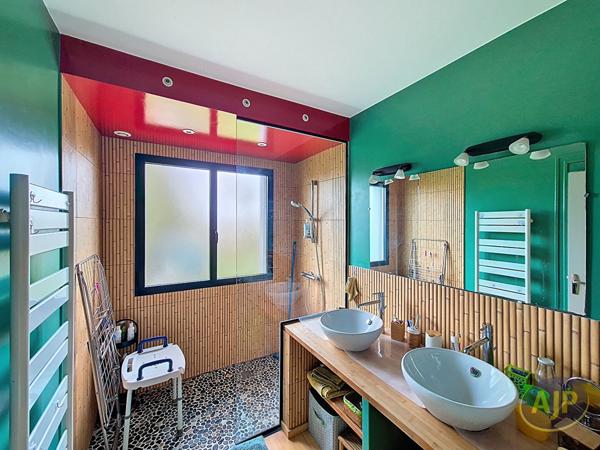 Vente maison Montaigu : 335 000 € - AJP Immobilier Montaigu