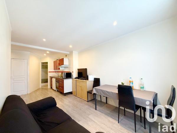 Appartement 3 pièces de 37 m² à Ivry-sur-Seine (94200)