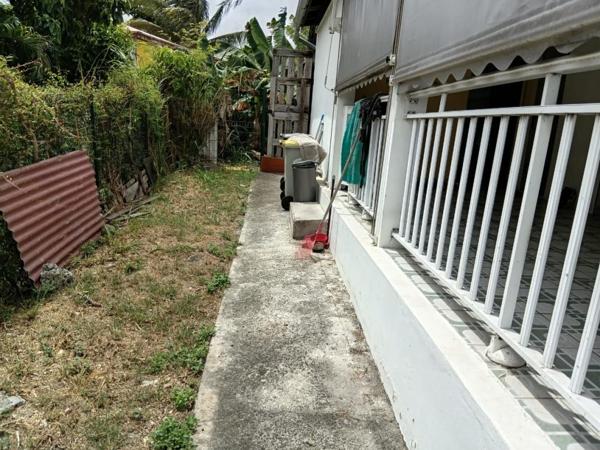 MAISON À RÉNOVER - LE GOSIER (GUADELOUPE)