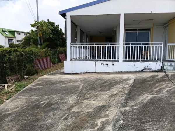 MAISON À RÉNOVER - LE GOSIER (GUADELOUPE)